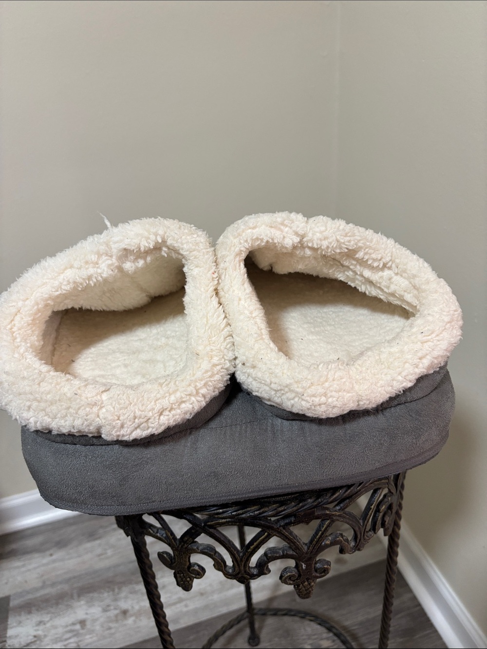 Shiatsu Foot Massager with Heat - Grey - Picture 6 of 7
